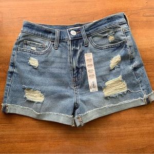 Brand new SO brand high rise mom shorts. Size 3 / 26W.